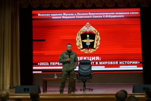 Владимир Соловьев посетил Военную академию связи